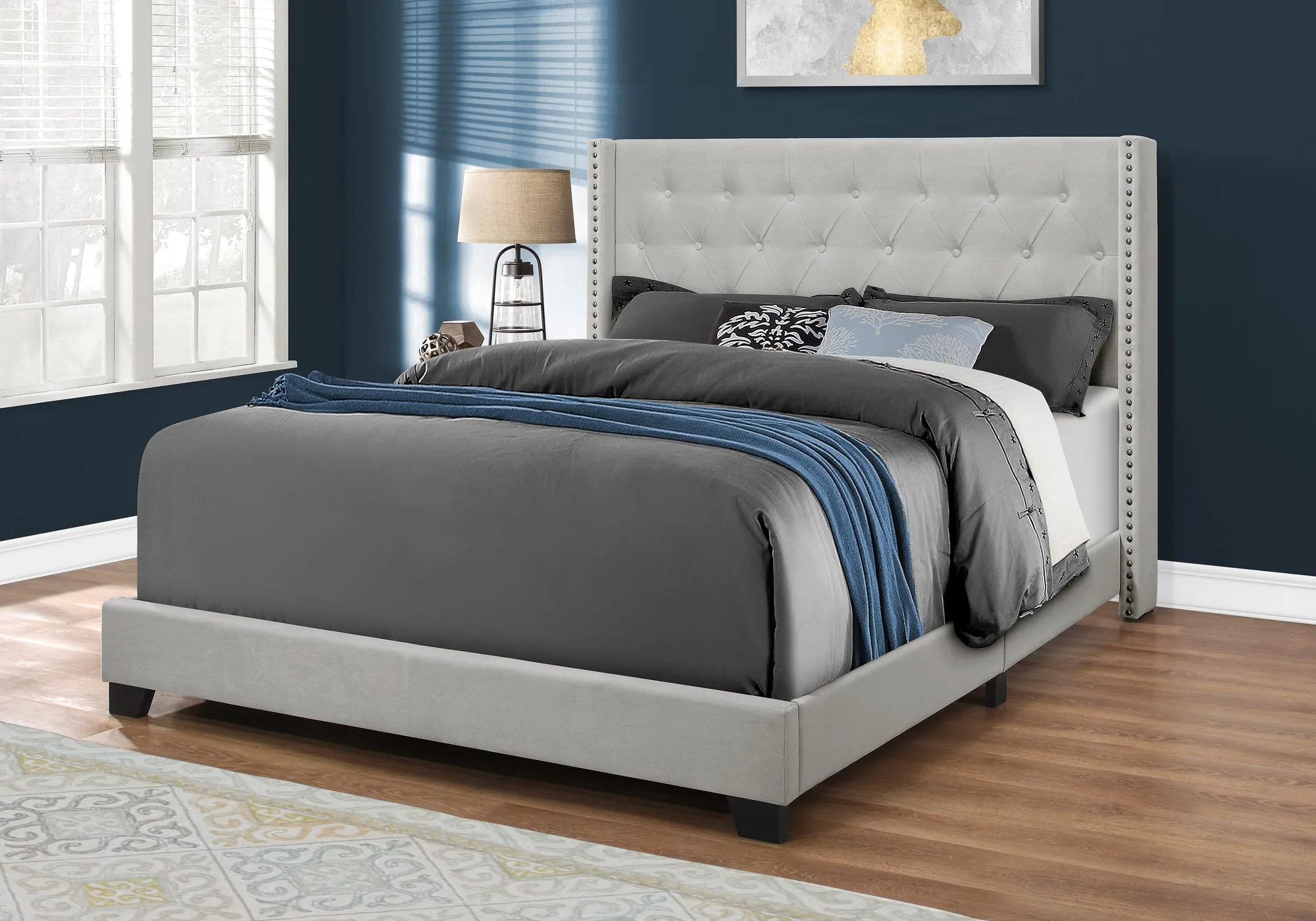 Bed - Queen Size / Light Grey Velvet With Chrome Trim