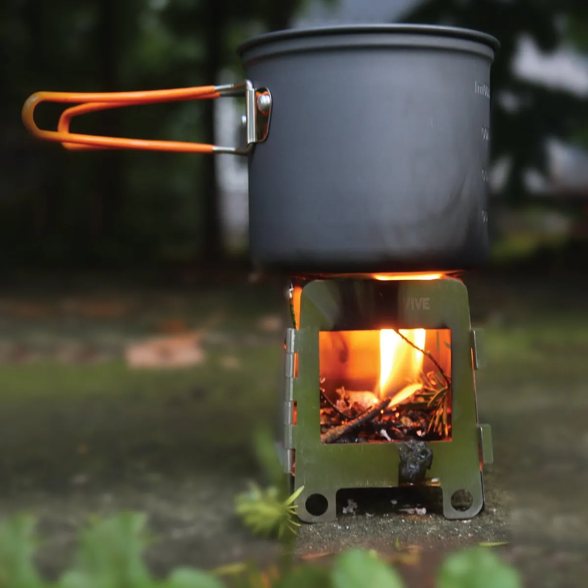 Portable Mini Wood Burning Survival Stove by QUICKSURVIVE